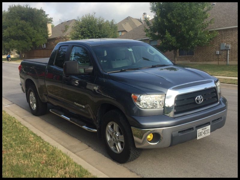 08 toyota Tundra Headlights