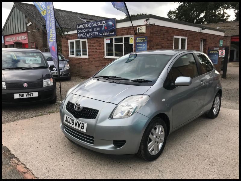 08 toyota Yaris Mpg