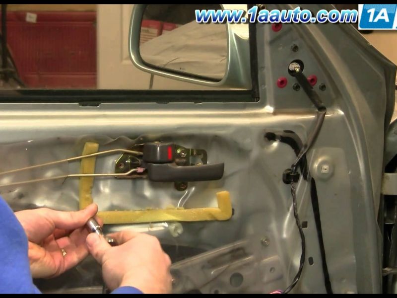 1998 toyota Camry Inside Door Handle Replacement