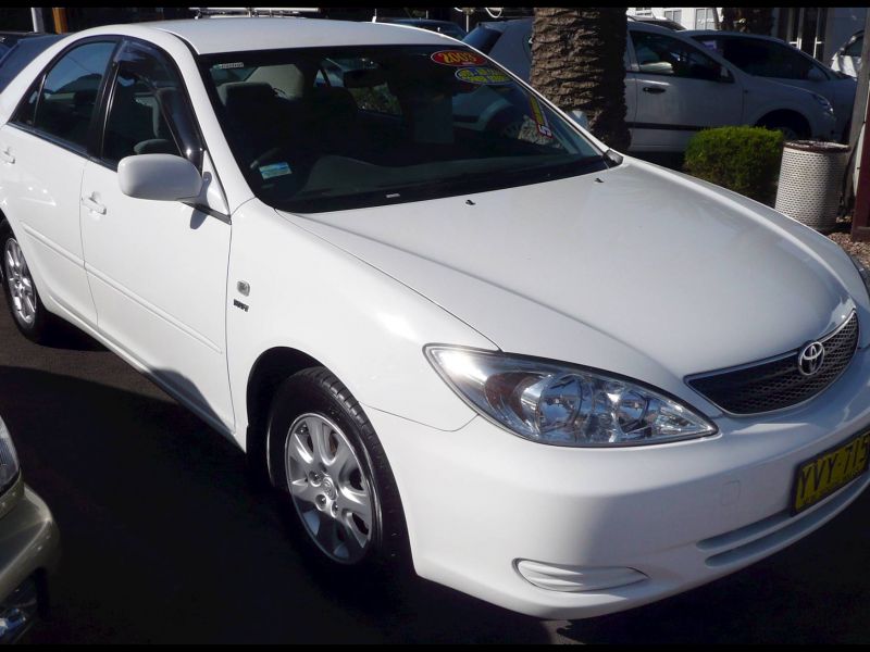 2003 toyota Camry Se V6