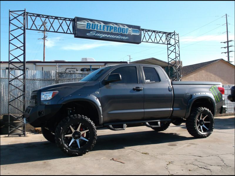 2005 toyota Tundra Lifted