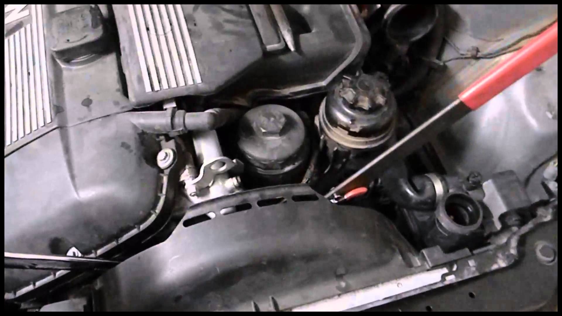 HOW TO REPLACE WATER PUMP ON BMW325i REPLACING WATER PUMP ON BMW 325i PART 2