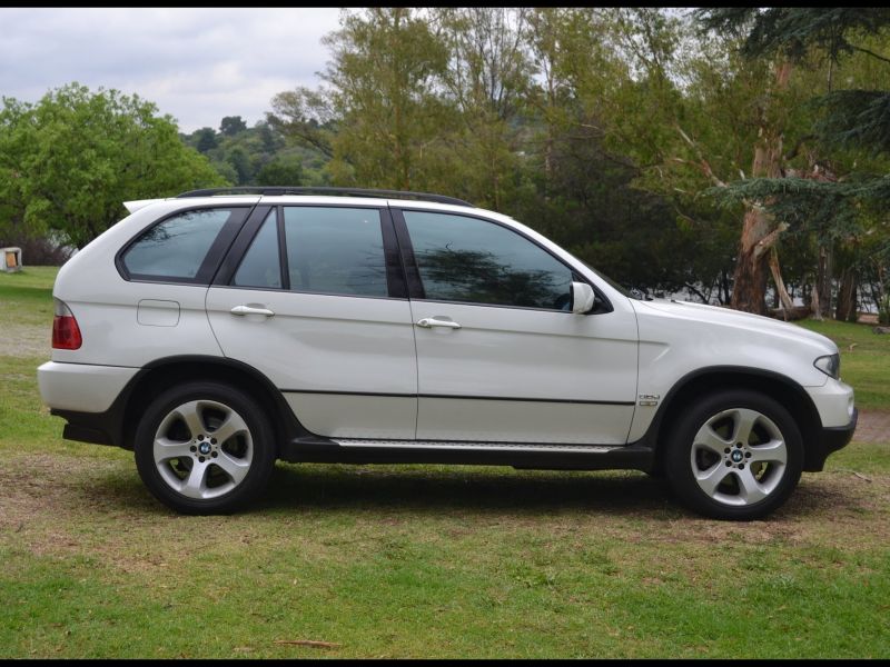 2006 Bmw X5 4.8 is for Sale