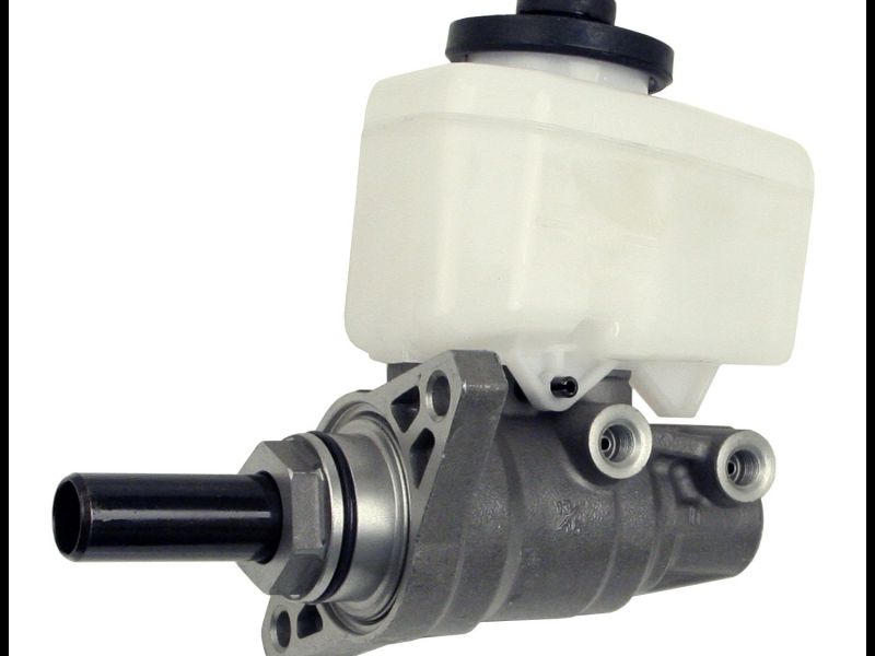 2006 toyota Tundra Brake Master Cylinder