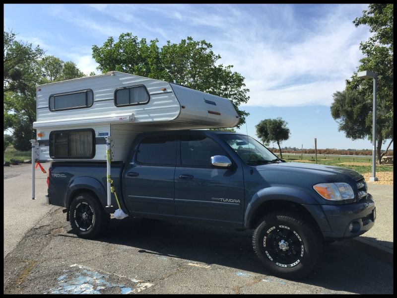 2006 toyota Tundra Camper Shell