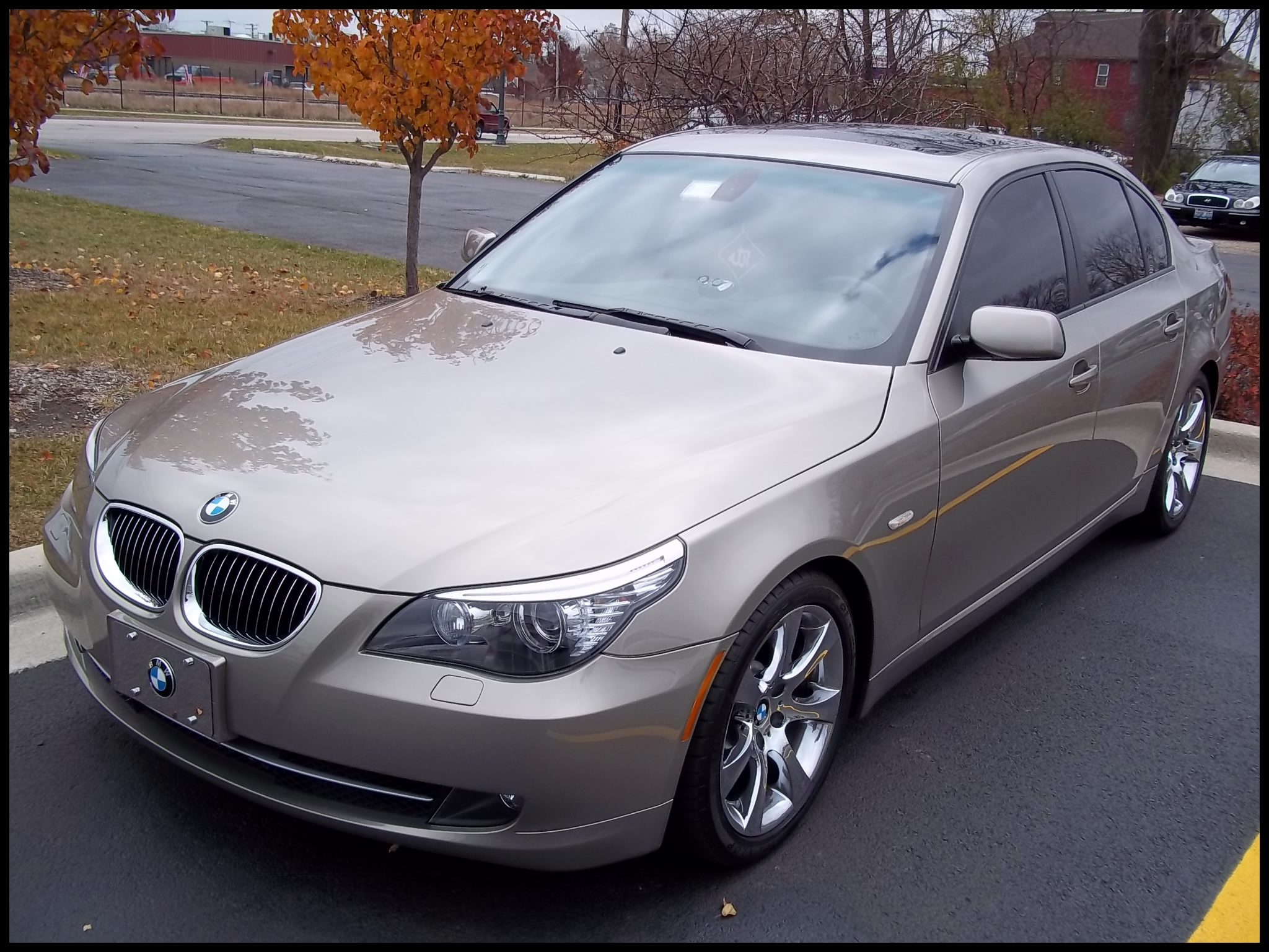 Replacing The Yellow to White Angel Eyes bmw 535i 001