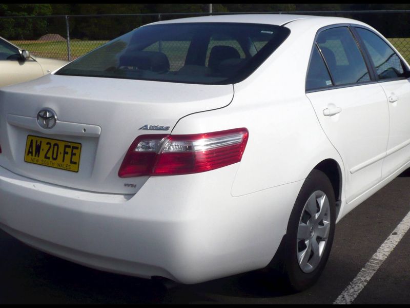 2008 toyota Camry Tire Size P215 55r17 Se Se V6