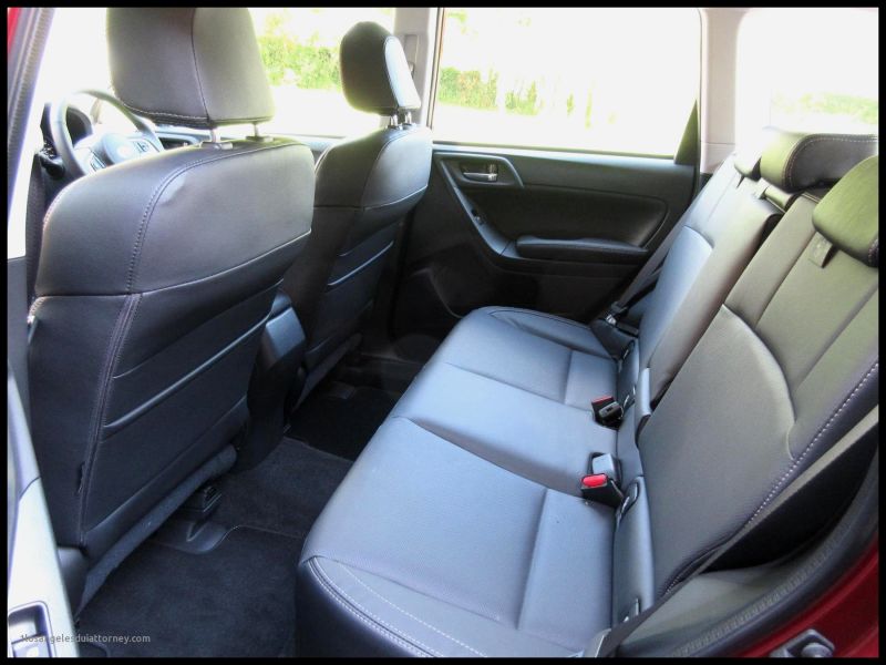 2008 toyota Yaris Seat Covers