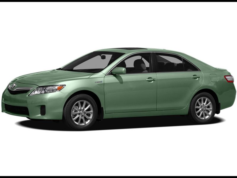 2010 toyota Camry Se Tires