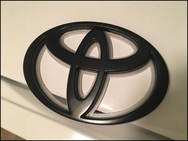 2011 toyota Tundra Grille Emblem