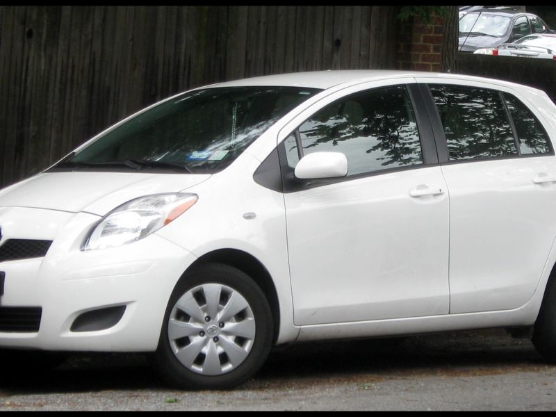 2011 toyota Yaris Specs