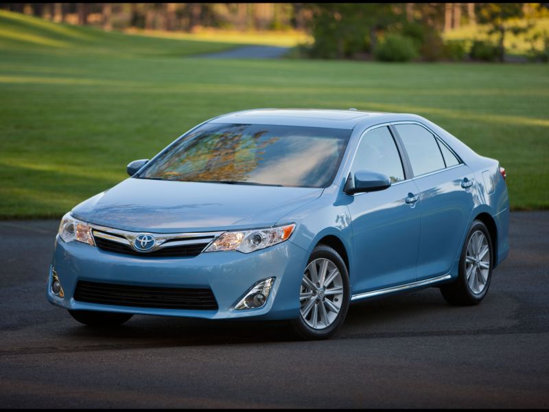 2012 toyota Camry Hybrid Blue Book Value