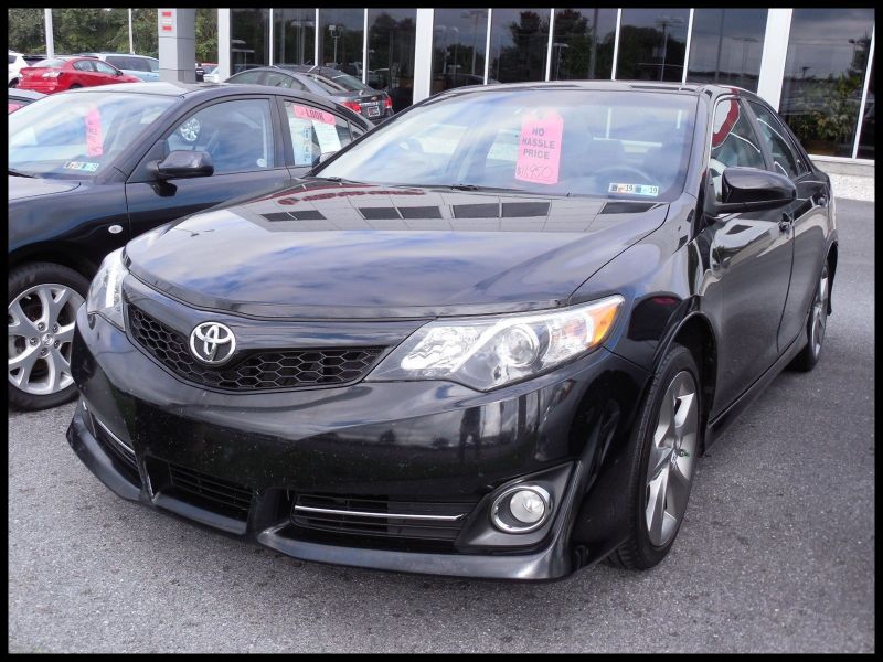 2012 toyota Camry Se V6 Price