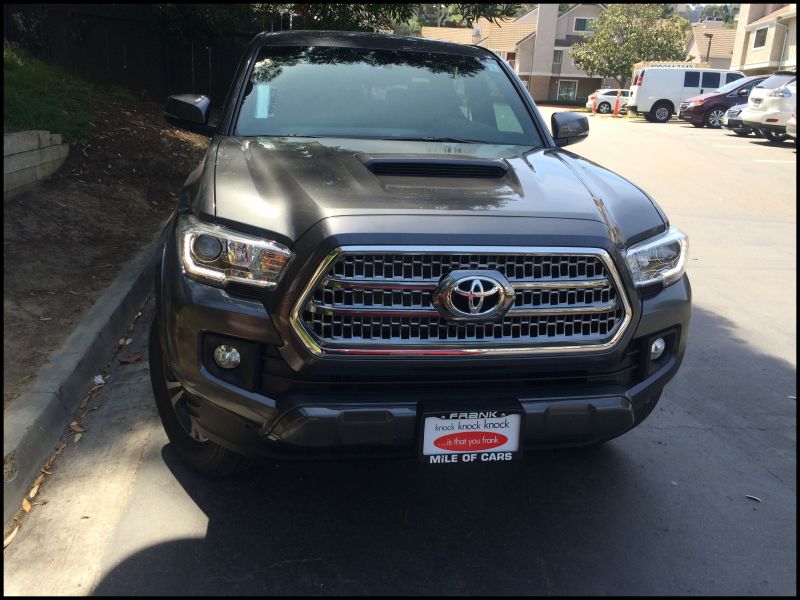 2012 toyota Tundra Front License Plate Bracket