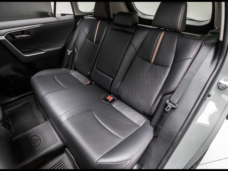 2013 toyota Tundra Seat Covers