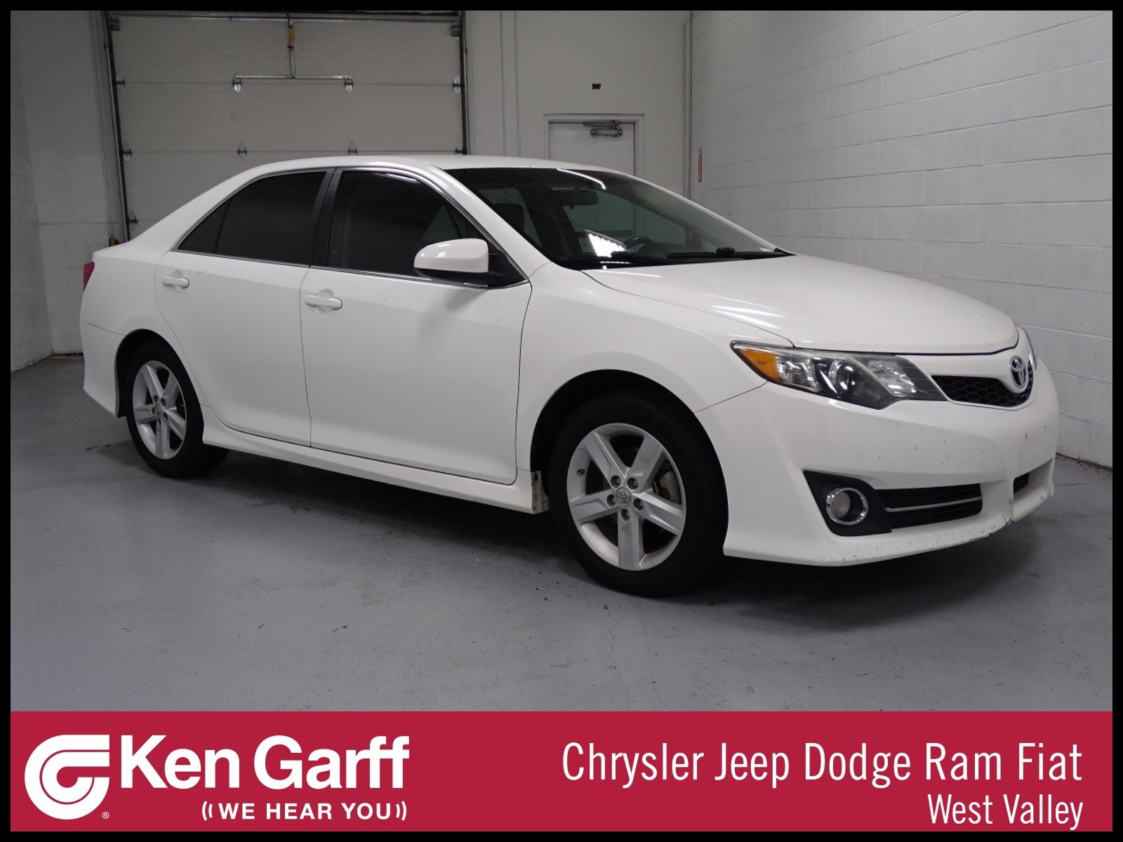 Pre Owned 2014 Toyota Camry SE