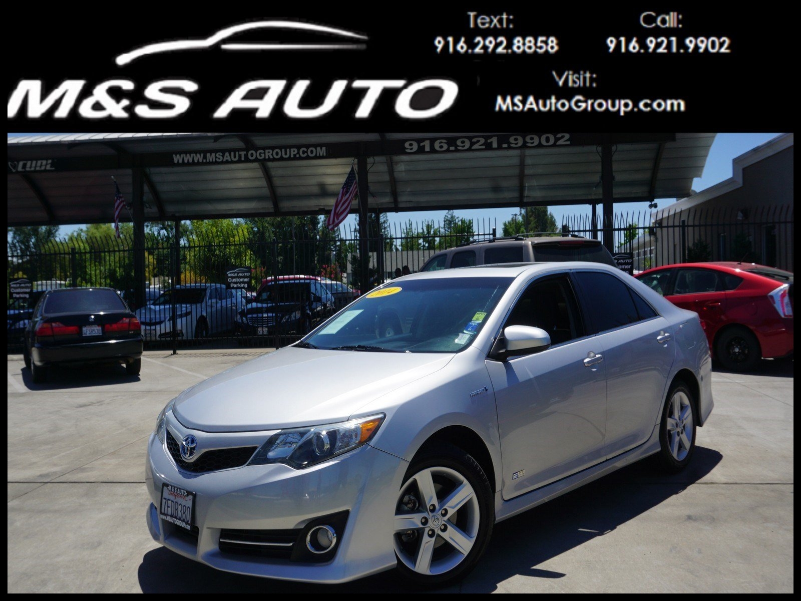 Pre Owned 2014 Toyota Camry Hybrid Hybrid SE Limited Edition