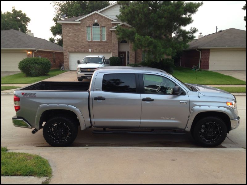 2014 toyota Tundra Tss