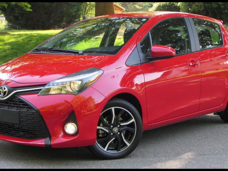 2015 toyota Yaris Msrp