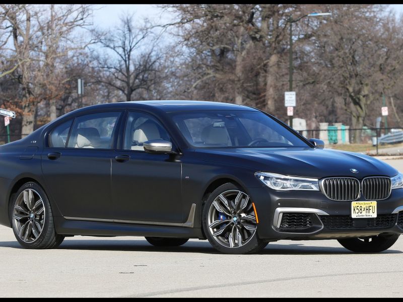 2017 Bmw M760i Price