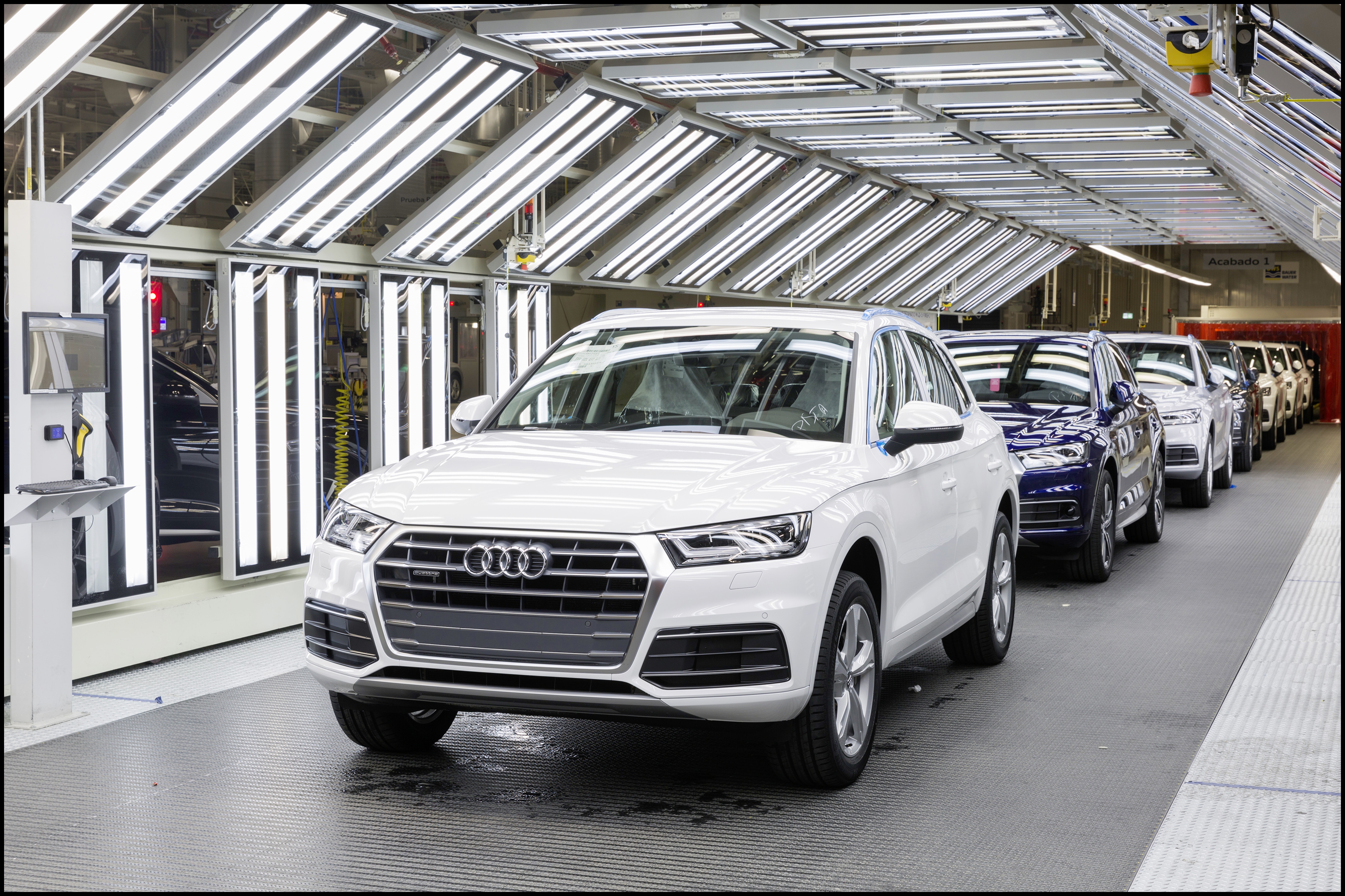 The new Audi Q5 at the finish line in assembly in the Audi plant in San