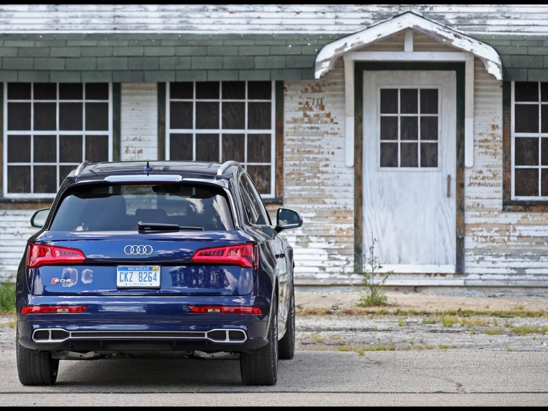 Audi Q5 Cargo Space