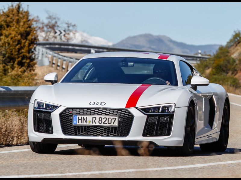 Audi R8 V10 Plus top Speed