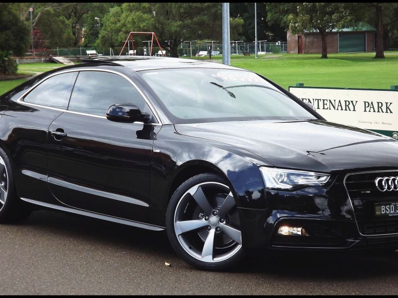 Blacked Out Audi Q5