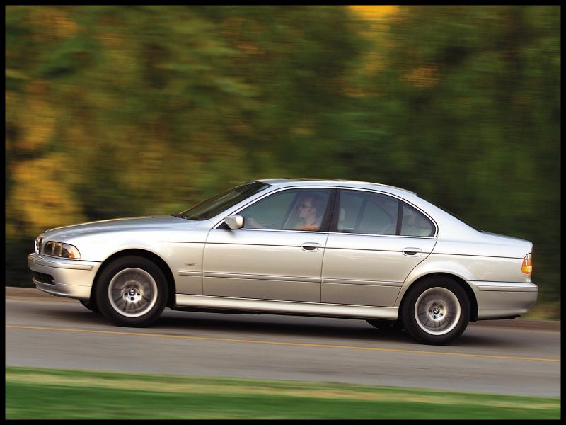 Bmw 520i 2003 Specs