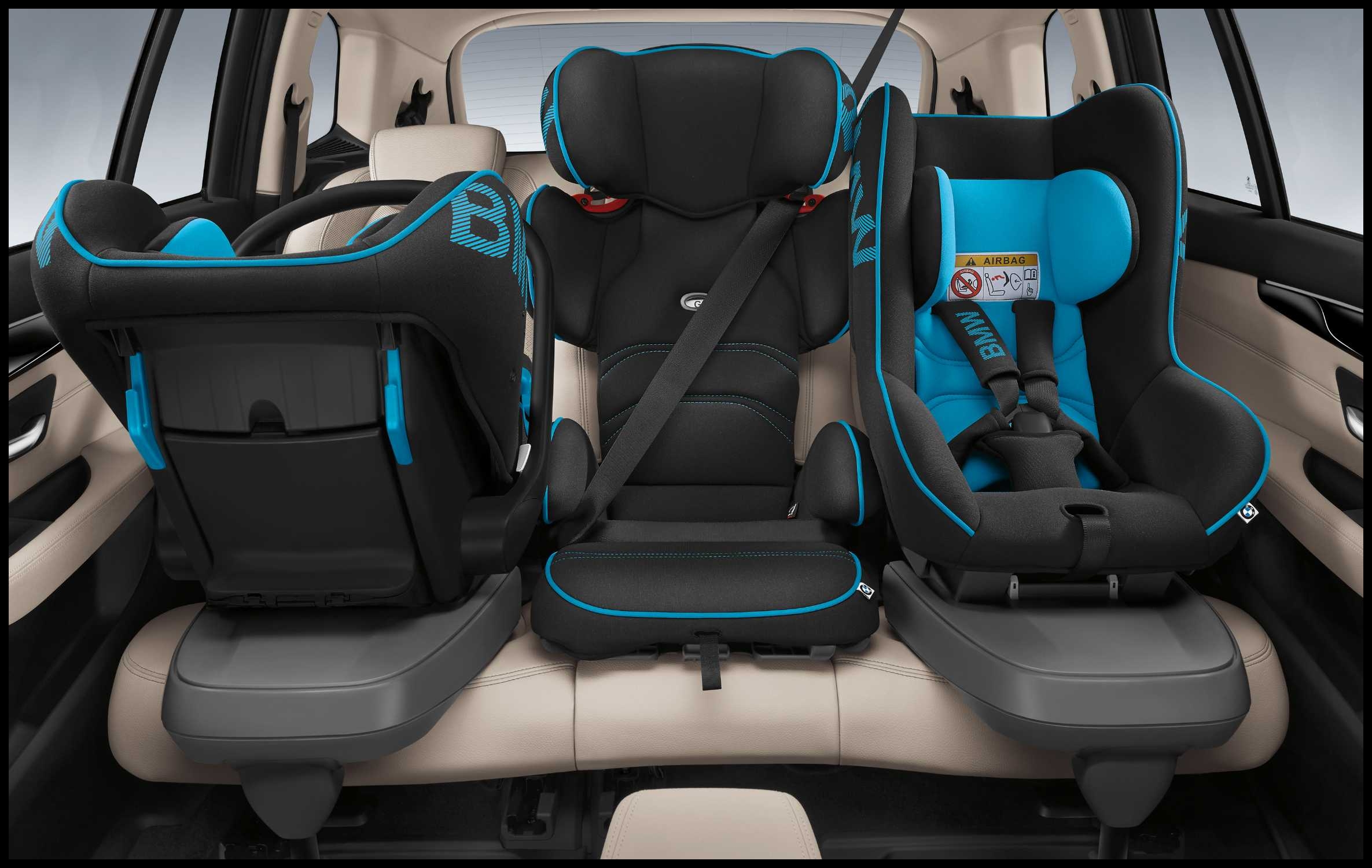 BMW 2 Series Gran Tourer Accessories BMW Baby Seat 0 with ISOFIX Base 02 2015