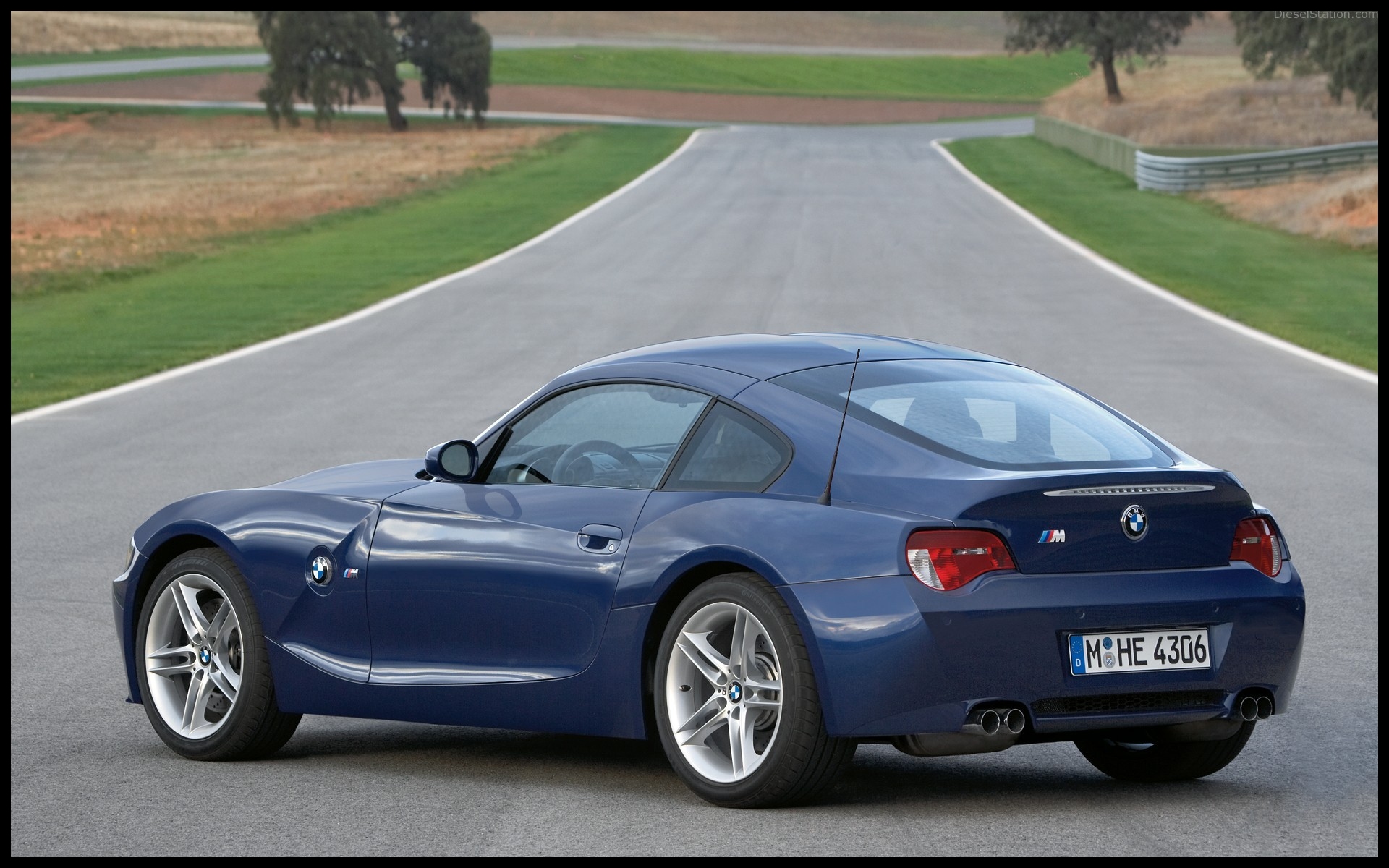 BMW Z4 M Coupe 2006 widescreen 018