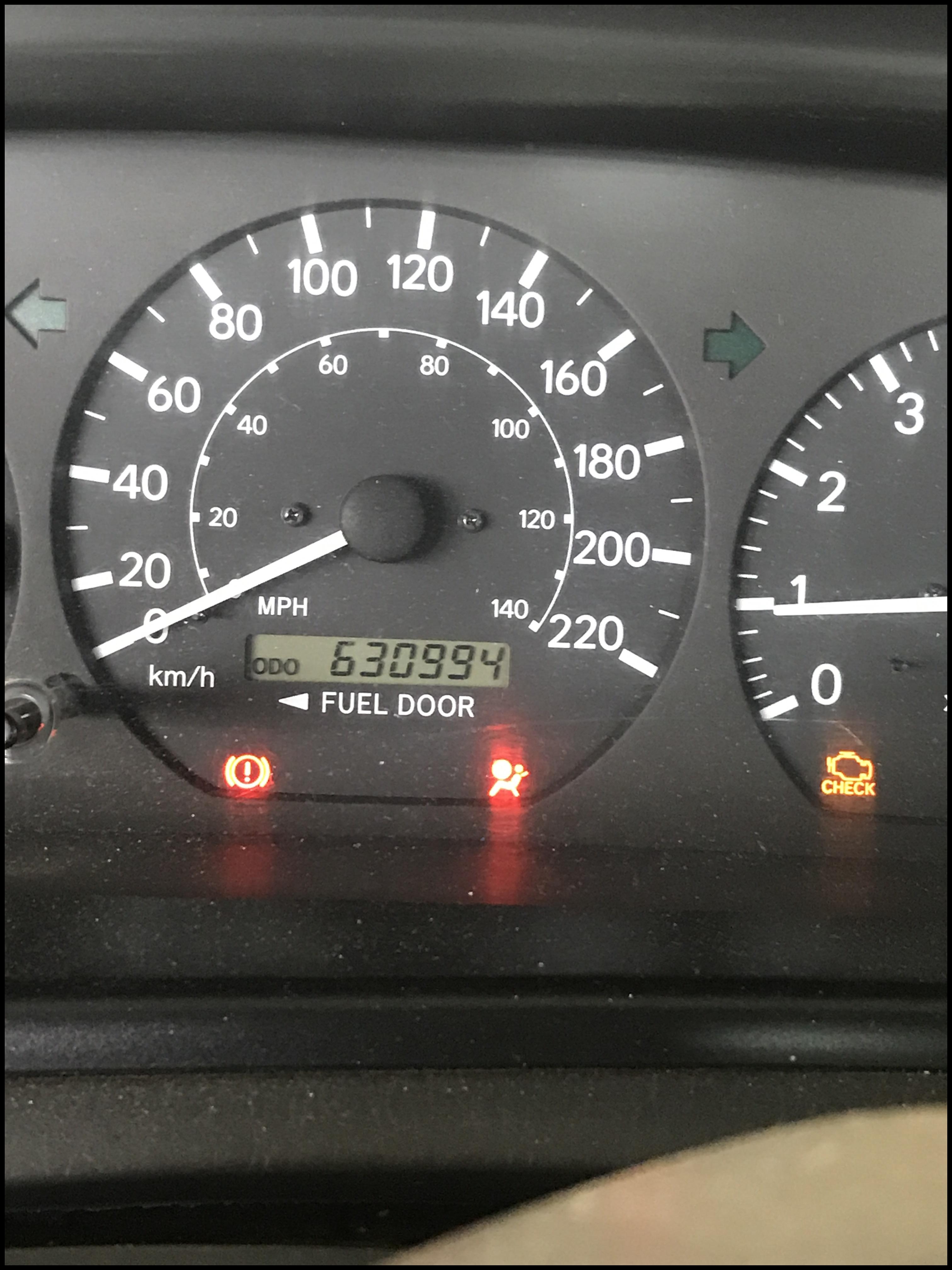 Heard you guys like high mileage 630 000km on a 2000 Toyota Camry As a 1st year Apprentice I was pretty amazed