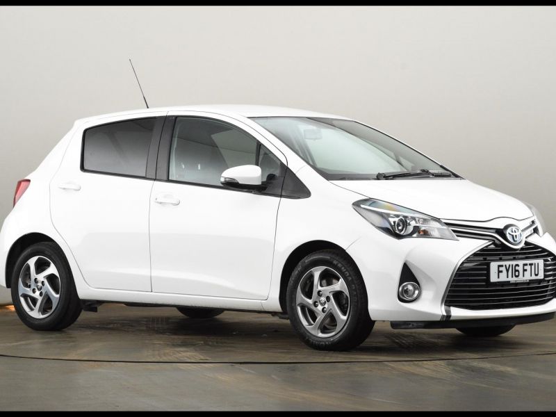 How Much is A toyota Yaris Hybrid