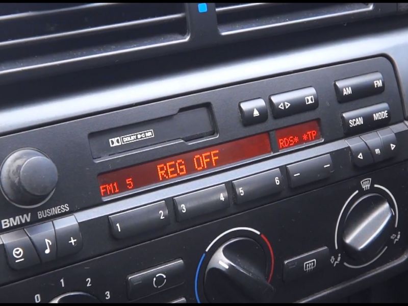 How to Change Time On Bmw 3 Series Radio