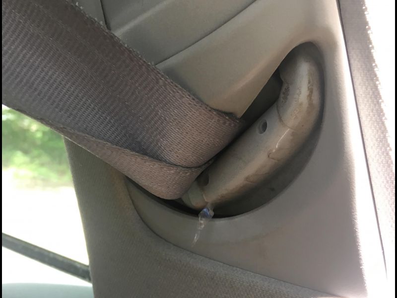 How to Fix A Stuck Seat Belt Retractor toyota Camry