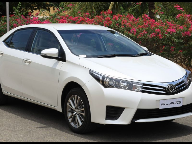 New toyota Corolla Altis 2014 Price