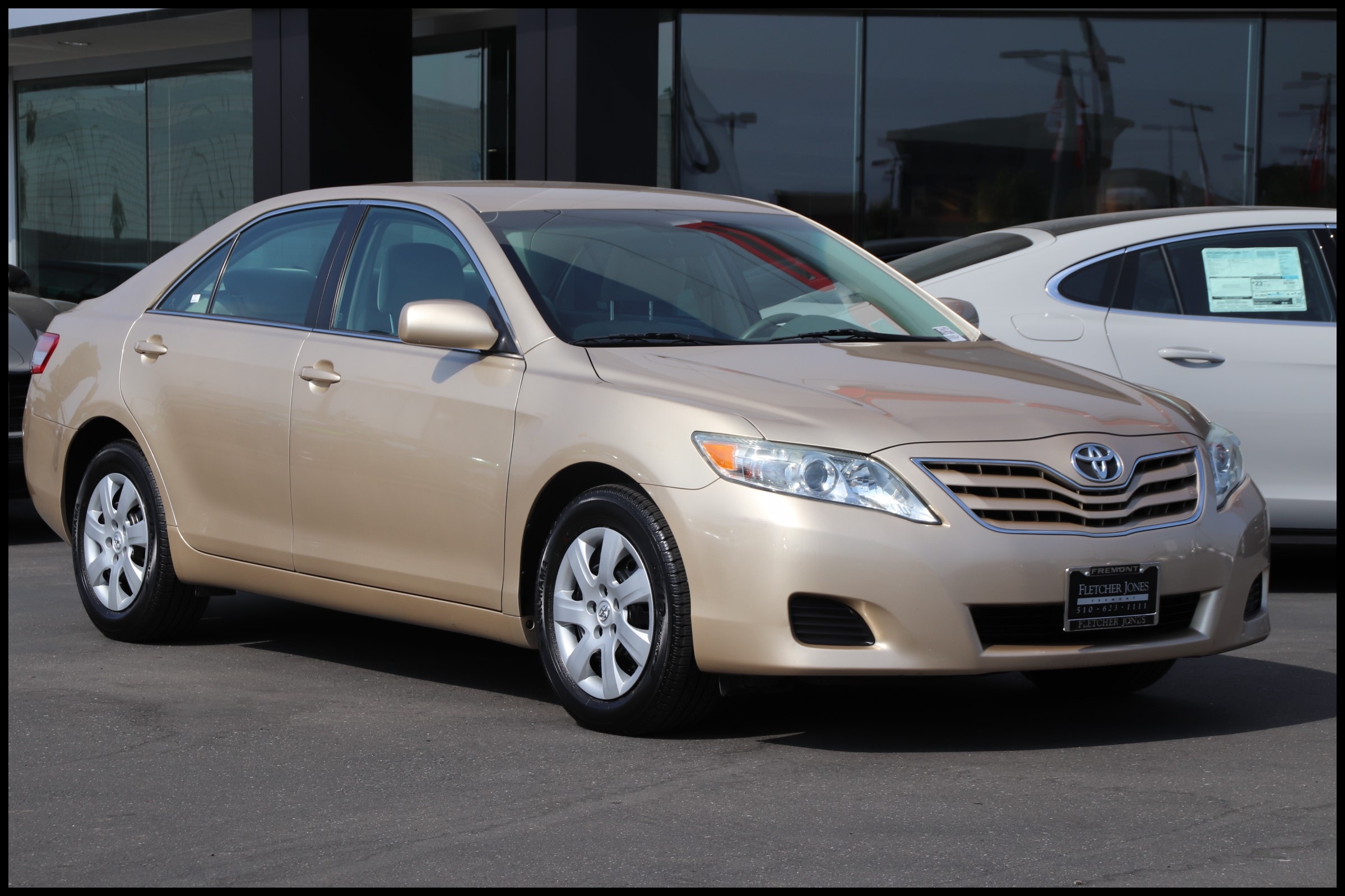 Pre Owned 2011 Toyota Camry 4dr Sdn I4 Man
