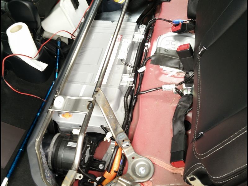 Toyota Yaris Battery Terminal