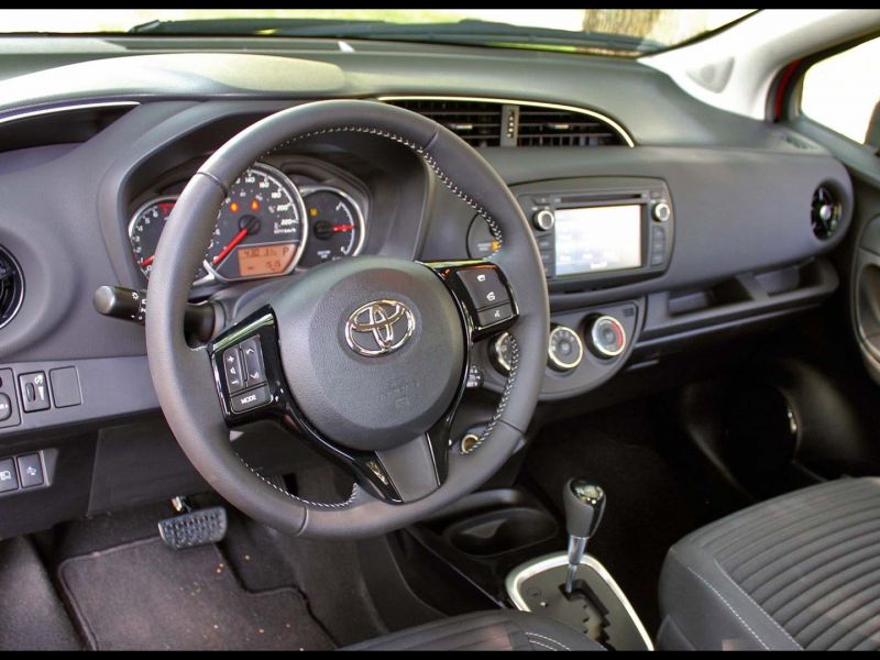 Toyota Yaris Inside