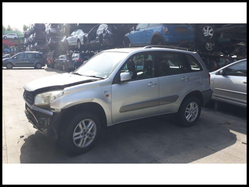 Wrecked toyota Rav4 for Sale